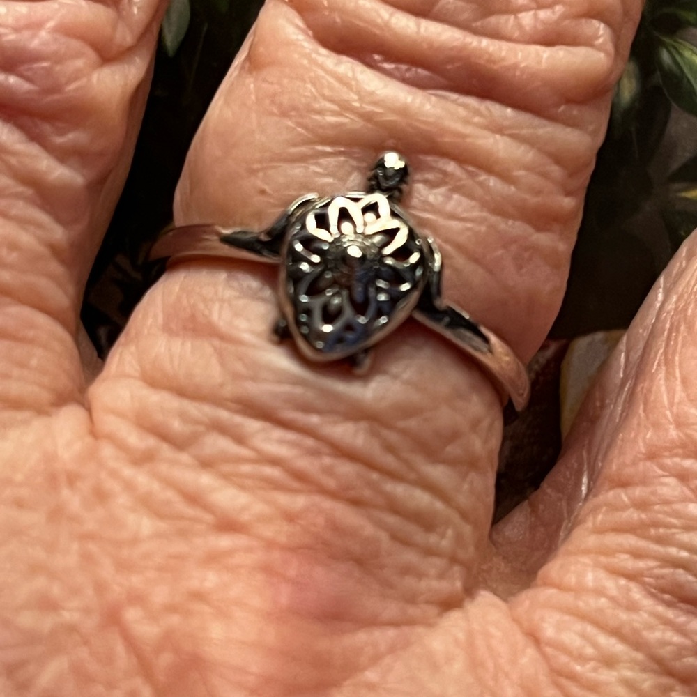 Turtle & Mandala Ring - image 7